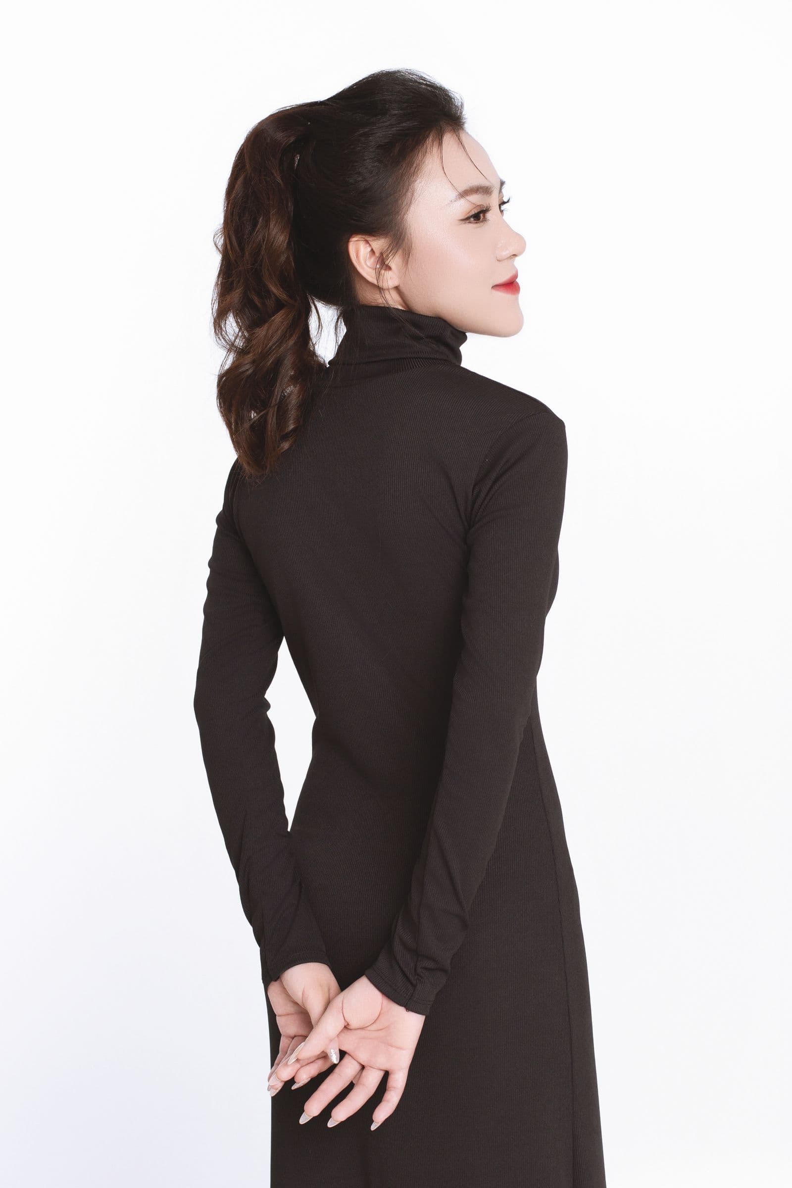 Ribbed turtleneck knit dress